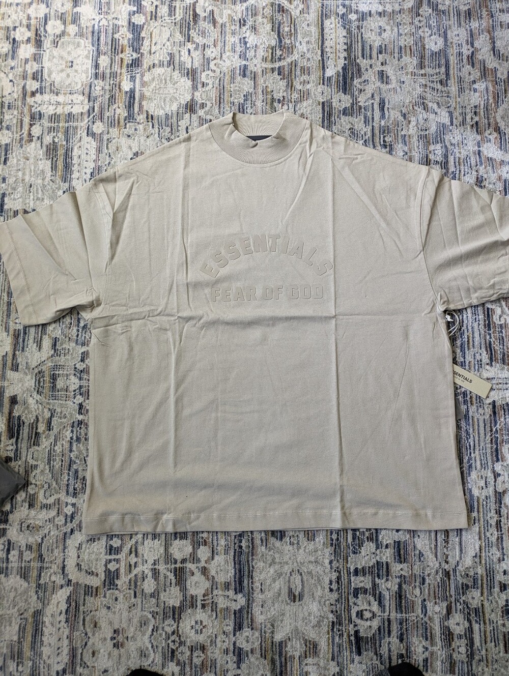 Fear of God Essentials Dusty Beige Mock Neck Tee Size Small Oversized NWT